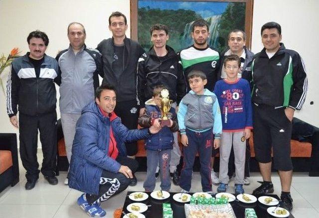 Velilerden Futbol Turnuvası