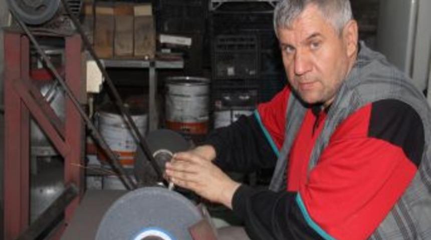 Bursalı Bı&ccedil;ak&ccedil;ılar &Ccedil;ifte Bayram Yapıyor