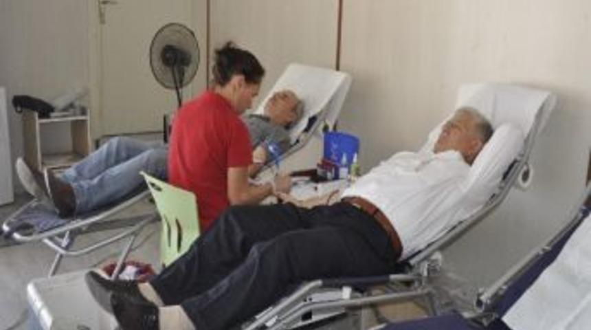 İki G&uuml;nde 75 &Uuml;nite Kan