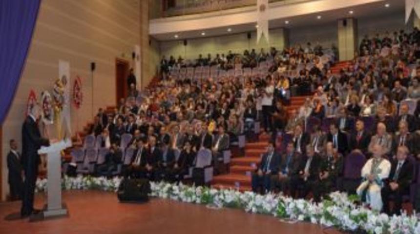 Gazi Osman Paşa &Uuml;niversitesi Yeni Akademik Yıla Başladı