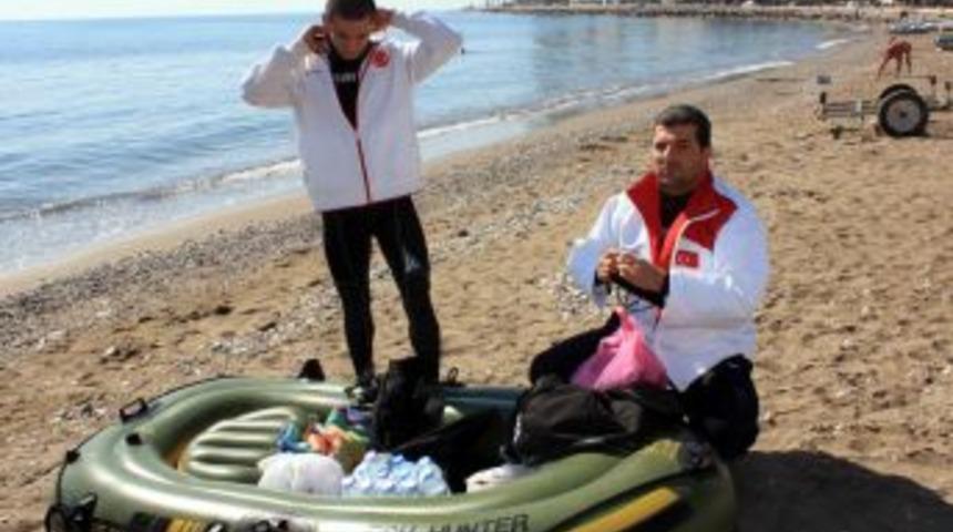 T&uuml;rk Y&uuml;z&uuml;c&uuml; 5 G&uuml;n Boyunca 300 Kilometre Kula&ccedil; Atıp Rekor Denemesi Yapacak