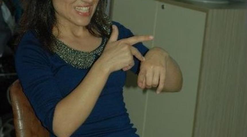 İşitme Engelliler Okuma Yazma &Ouml;ğrendi