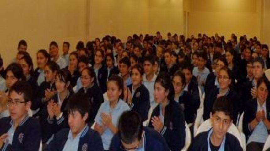 &Ccedil;ocuklar Bağımlılık Yapıcı Maddelere Karşı Bilin&ccedil;lendiriliyor