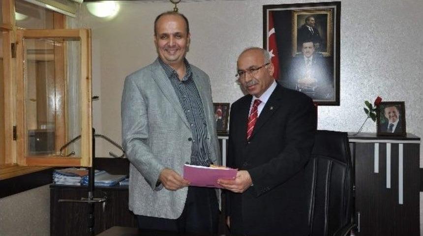 Mehmet &Uuml;nl&uuml;, Aday Adaylık Başvurusunu Yaptı