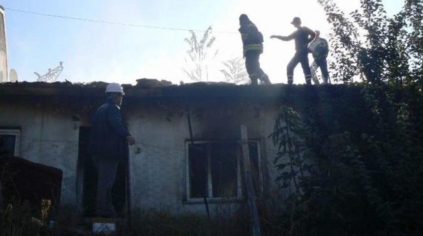 Boz&uuml;y&uuml;k'te Yangın