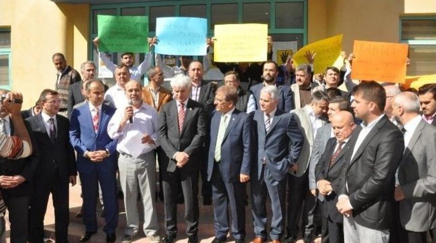 İneg&ouml;ll&uuml;ler Mısırlı Darbecileri Tel'in Etti