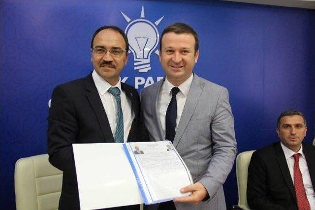 Ak Parti Osmangazi'de İlk Belediye Başkan Aday Adayı Halit Şefikoğlu