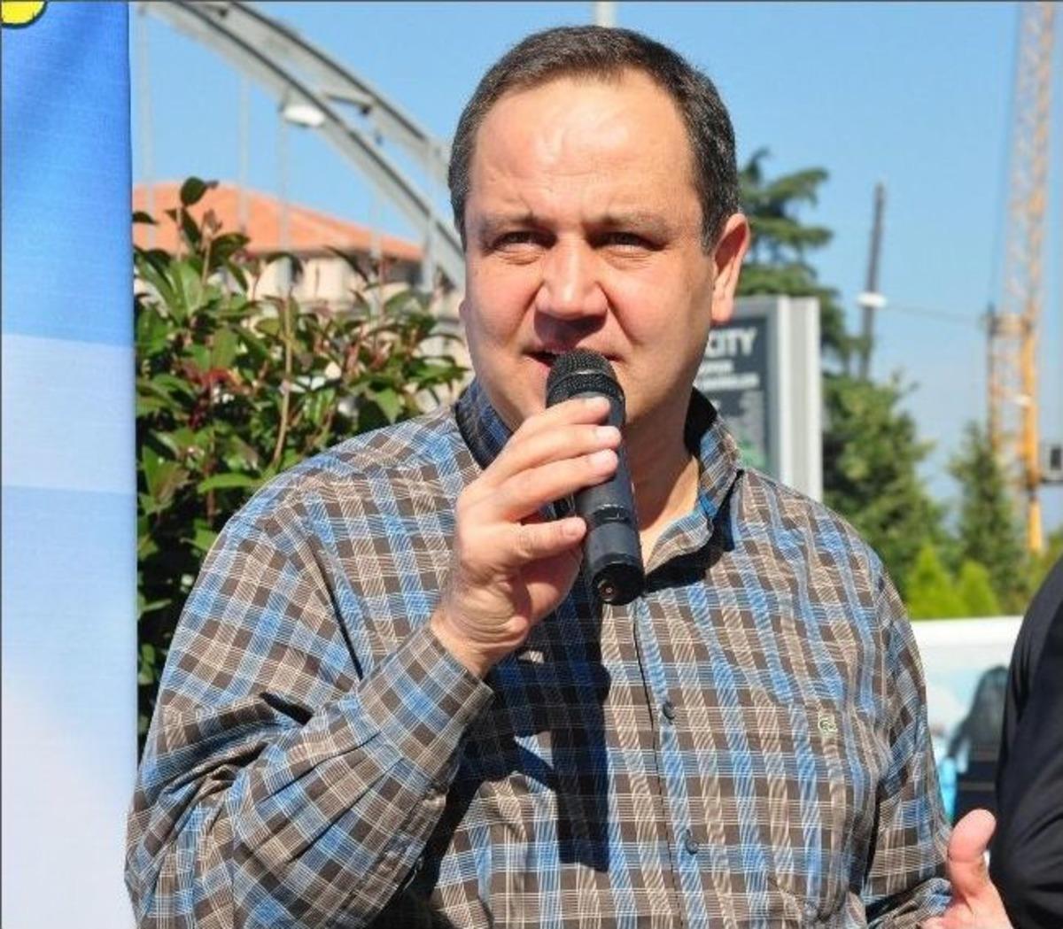 Başkan Aksu'dan G&ouml;rme Engellilere Beyaz Baston Ve Konuşan Saat.