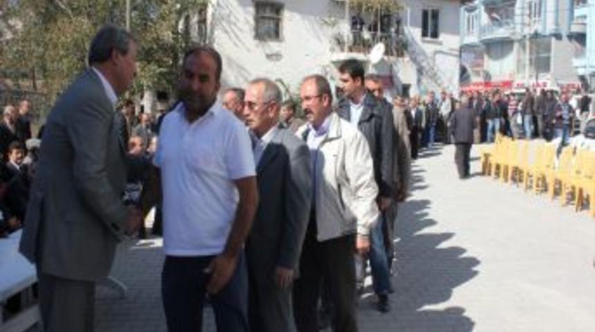 Nevşehir Belediye Başkanı &Uuml;nver&rsquo;in Annesi Toprağa Verildi