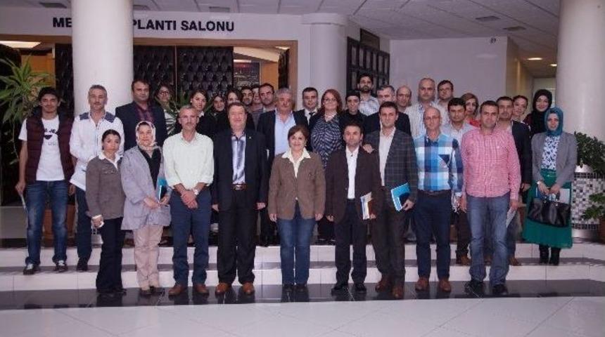 Satso &Uuml;yeleri İ&ccedil;in M&uuml;şteri Memnuniyeti Ve Toplum &Ouml;n&uuml;nde Konuşma Eğitimleri Veriyor