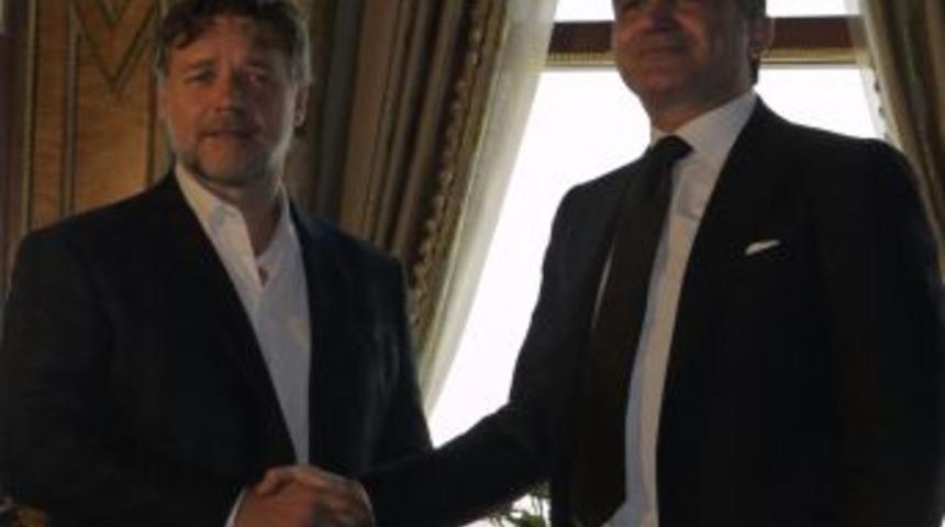 Russell Crowe, Bakan Çelik Ile Bir Araya Geldi