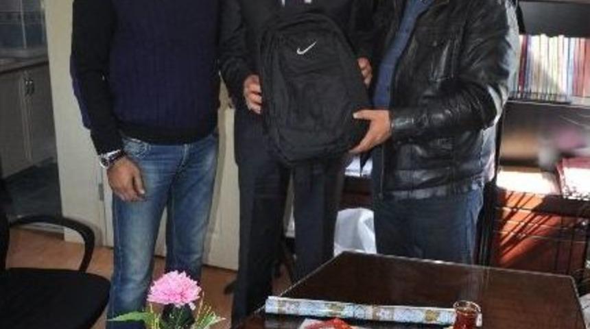 Mutso’dan Öğrencilere Kırtasiye Yardımı