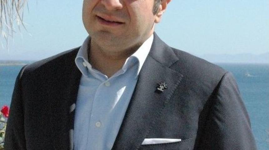 "g&ouml;rd&uuml;ğ&uuml;n&uuml;z Gibi H&uuml;k&uuml;met-muhalefet Ele Eleyiz Burada"