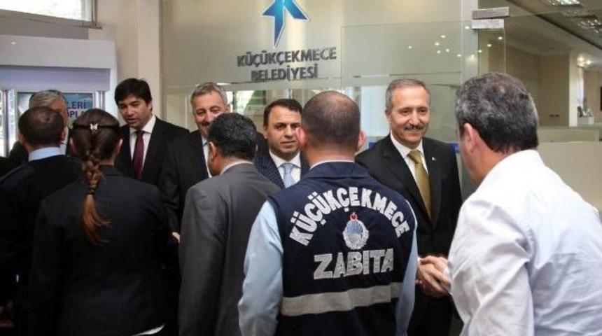 Başkan Yeniay Belediye Personeliyle Bayramlaştı