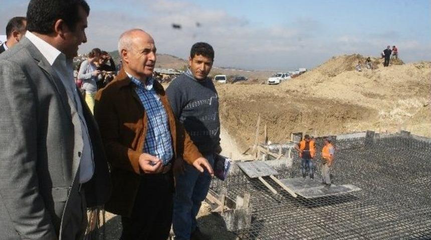 B&uuml;y&uuml;k&ccedil;ekmece&rsquo;ye Bin 200 Kişilik Nene Hatun Camii