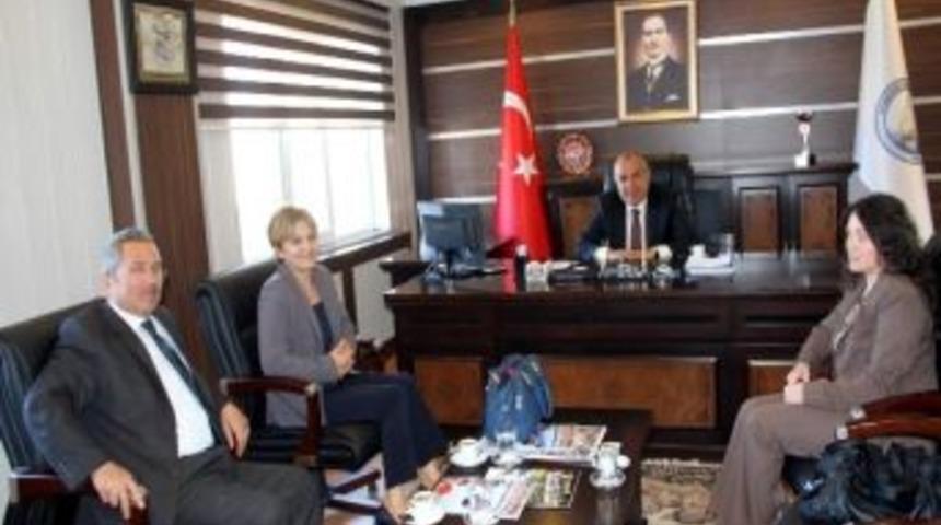 Suşehri Sağlık Y&uuml;ksekokulu &Uuml;niversiteden İl&ccedil;eye Taşınacak