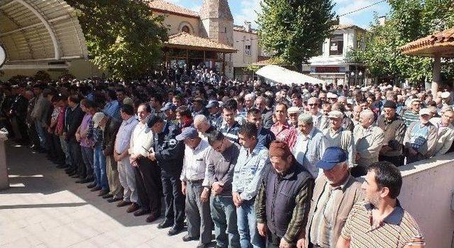 Kadın polis kazada hayatını kaybetti 2