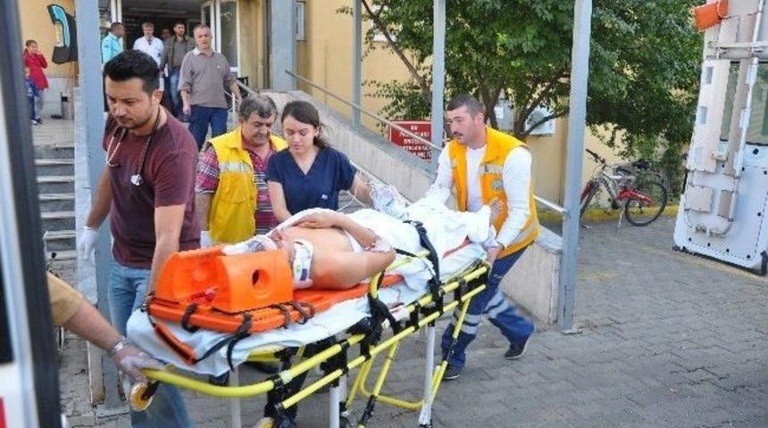 İki Kardeş Motosiklet Kazası Yaptı