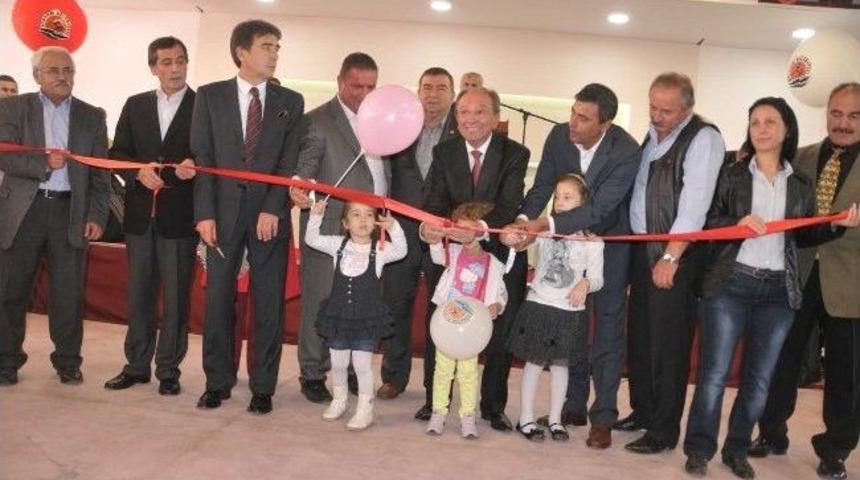 &Ccedil;atal&ccedil;am Kapalı Pazaryeri Ve D&uuml;ğ&uuml;n Salonu Hizmete Girdi