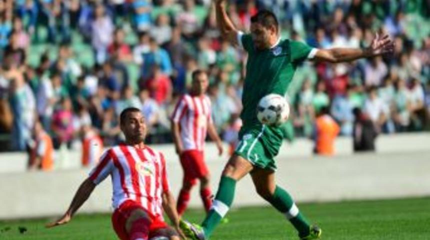 Bursaspor, Hazırlık Ma&ccedil;ında Balıkesirspor'u 1-0 Yendi