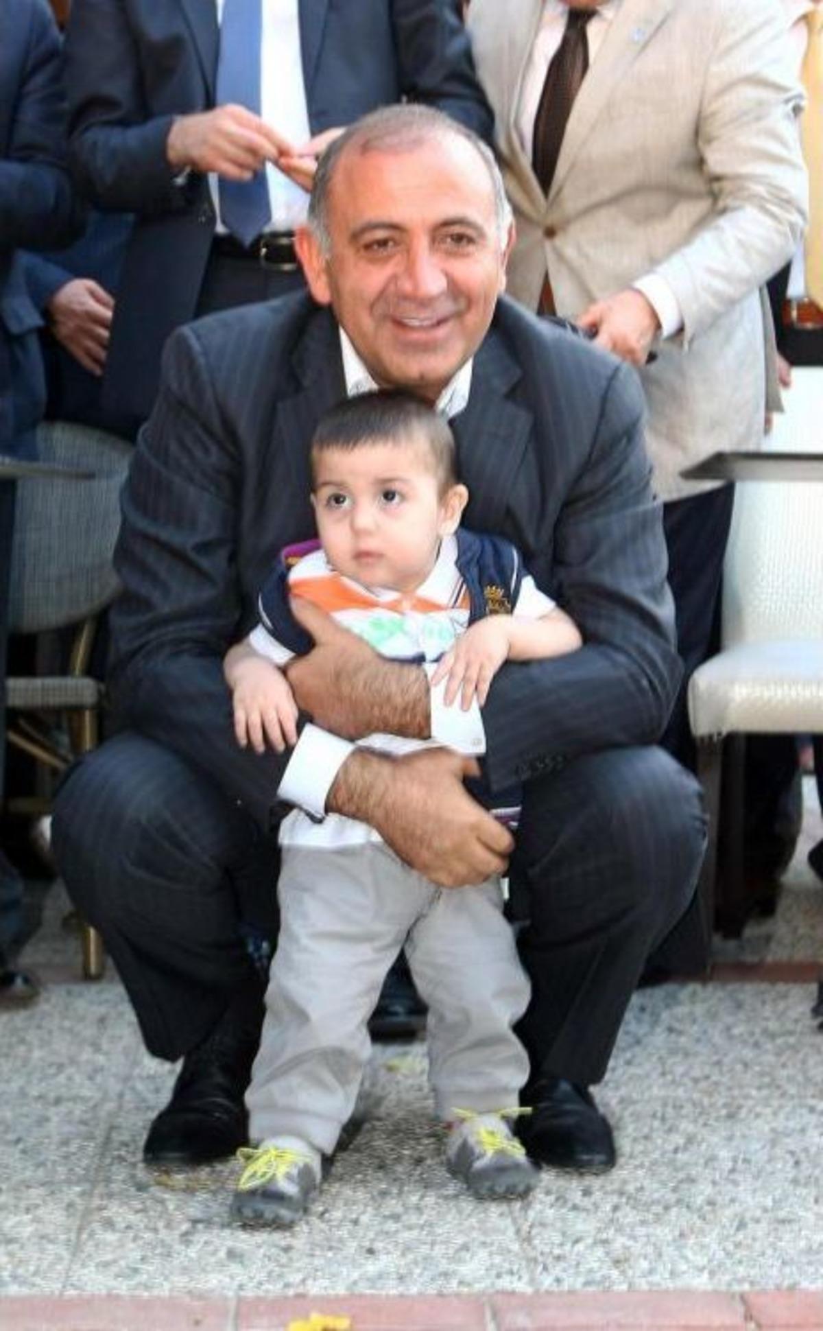 CHP Genel Başkan Yardımcısı Tekin, İzmir'de