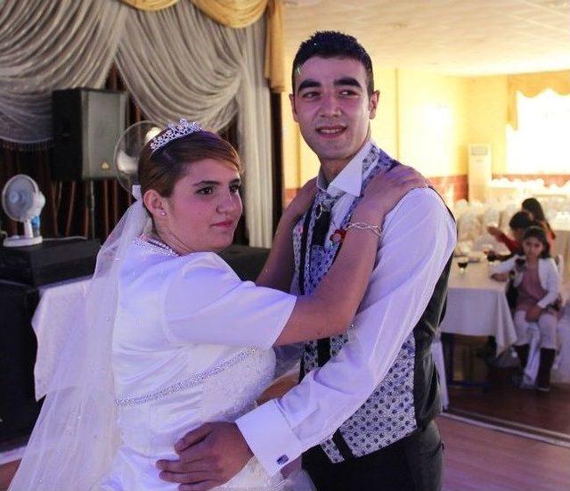 Yetiştirme Yurdundaki Aşk Mutlu Sonla Bitti 1