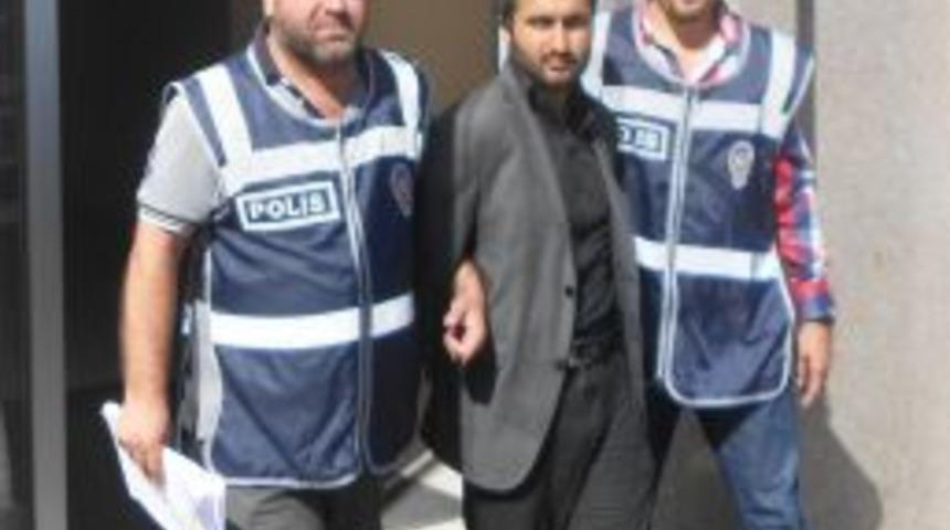 Polisin Dikkati Dolandırıcıdan Kurtardı