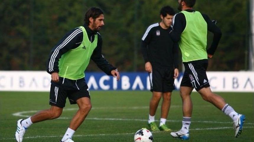 Beşiktaş&rsquo;ta &Ccedil;aykur Rizespor Ma&ccedil;ı Hazırlıkları S&uuml;r&uuml;yor