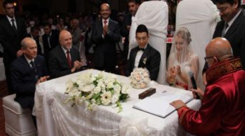 Bah&ccedil;eli Afyon&rsquo;da Nikah Şahitliği Yaptı