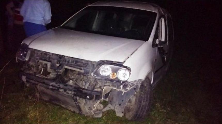 Tatil Yolunda Kaza: 4 Yaralı