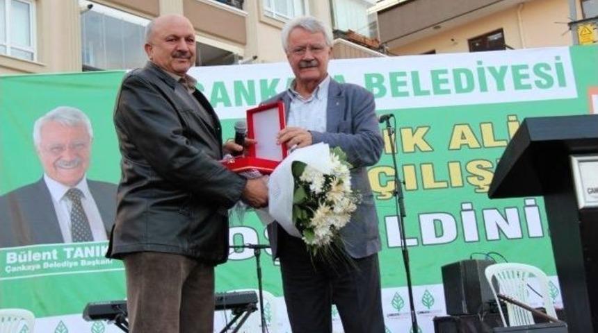 Kıvırcık Ali'nin Sesi Dikmen Sırtlarında