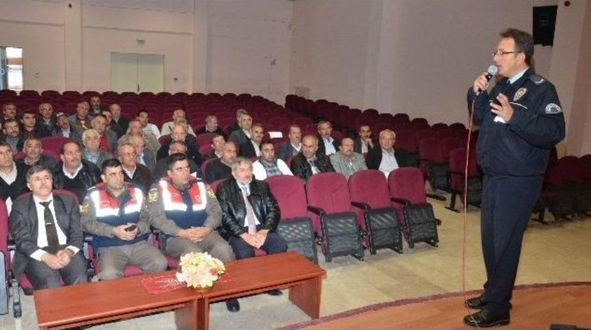 Kazan'da Servis Şof&ouml;rlerine Trafik Semineri