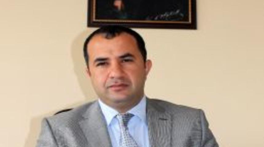 "Kurbanı Ehil Kasaplara Kestirin"