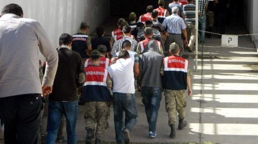 Gaziantep İl Jandarma Komutanlığı Su&ccedil;lulara Nefes Aldırmıyor