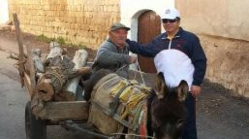 Vali D&uuml;zg&uuml;n, Sabah Sporu Yapan Vatandaşı Da Dinledi