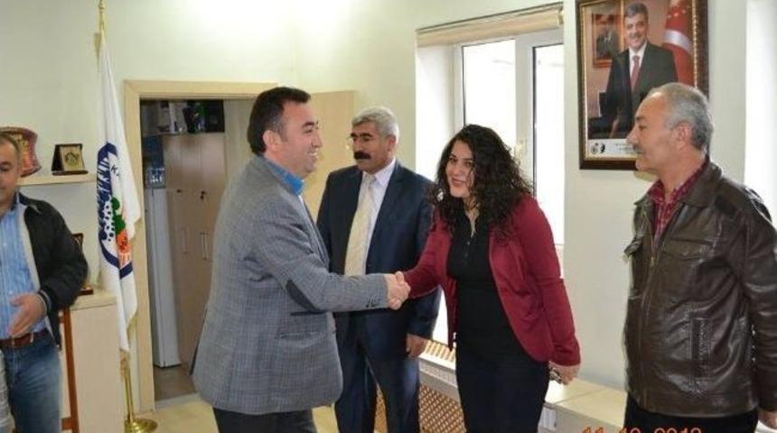 Y&uuml;cel, Belediye Personeli İle Bayramlaştı