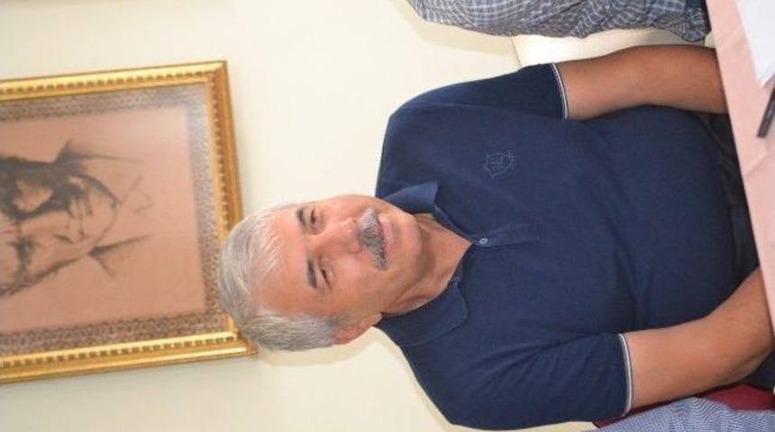 Ertem Ve Garip Kozlarını Twitter&rsquo;da Paylaştı