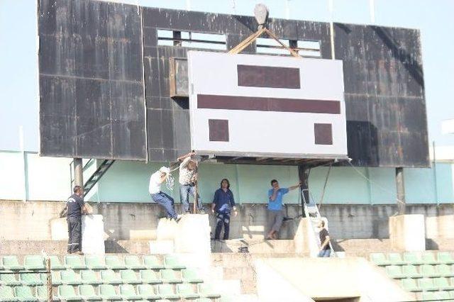 Yalova Atatürk Stadyumu Yeni Skorboard