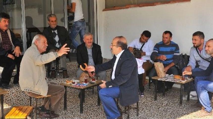 Başkan G&uuml;mr&uuml;k&ccedil;&uuml;oğlu, Hacıkasım Mahallesini Gezdi