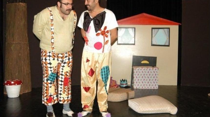 &Ccedil;ocukların Tiyatro Keyfi