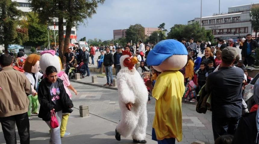 Mağazalar Bayram Alışverişini Eğlenceye &Ccedil;evirdi