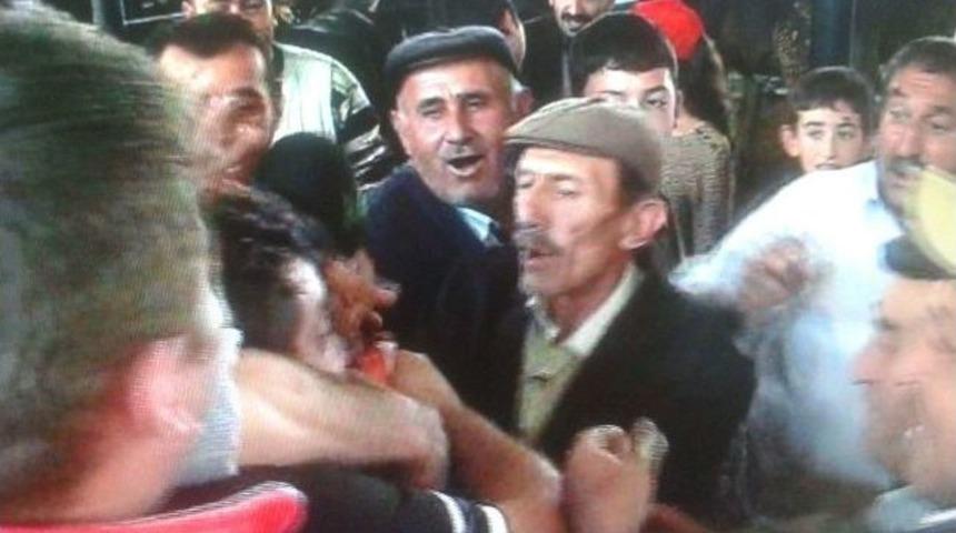 Sahte Para Kalemi İzdihamı