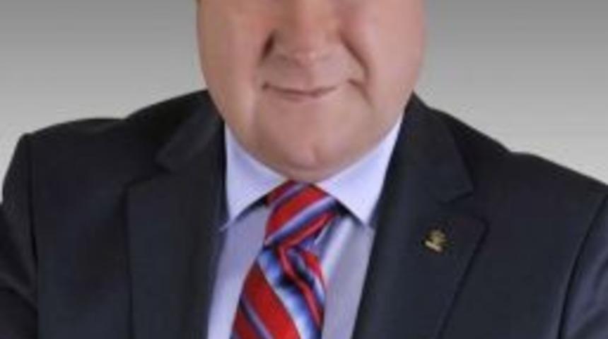 Ak Parti'li Şener: "dini Bayramlar Bir Yere Tatile Gitmenin Aracı Olarak Kullanılıyor"