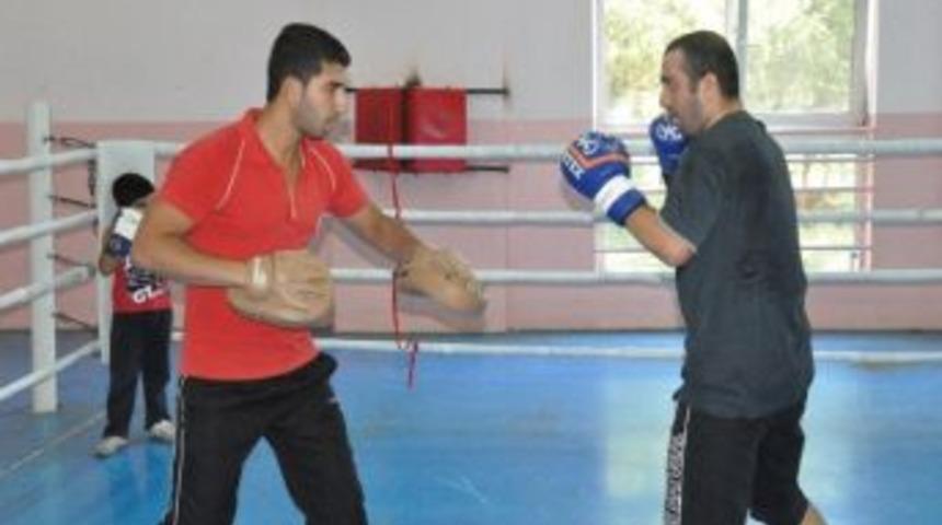 Hobi Boks İle Herkes Boks Yapıyor