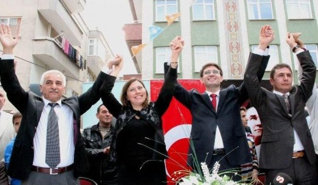 Dereli, K&ouml;ksoy Ve G&uuml;ner Adaylığını A&ccedil;ıkladı