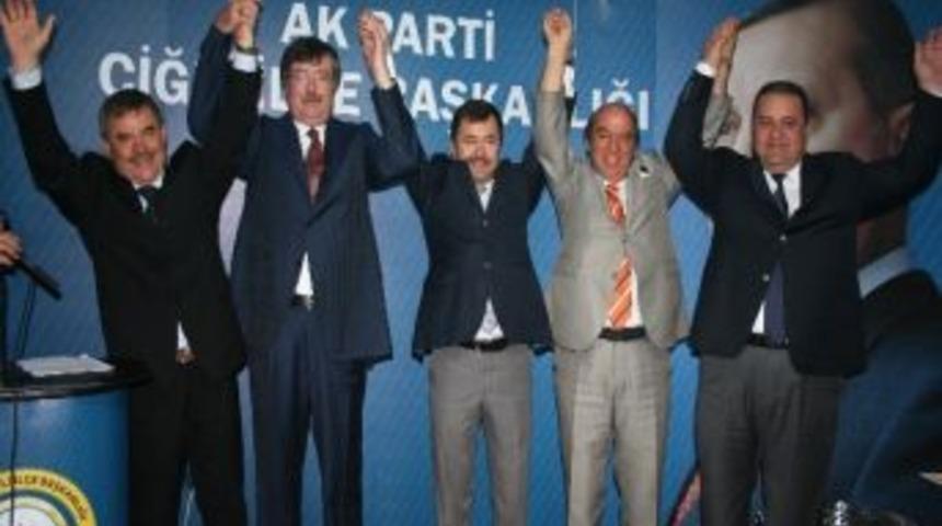 Ak Parti &Ccedil;iğli'de Duygusal Bayramlaşma