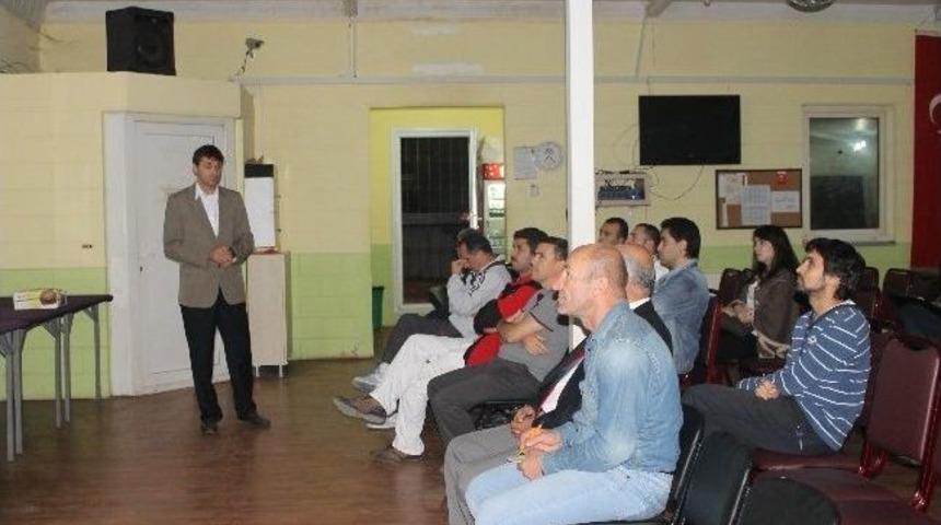 Yalovalı Voleybol Hakem Ve Antren&ouml;rlerine Eğitim