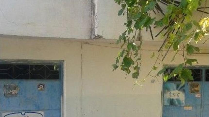 Kuyucak'ta hırsız dehşeti