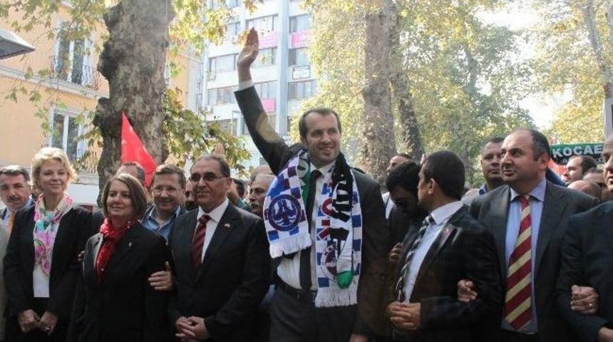 Saffet Sancaklı&rsquo;dan G&ouml;vde G&ouml;sterisi