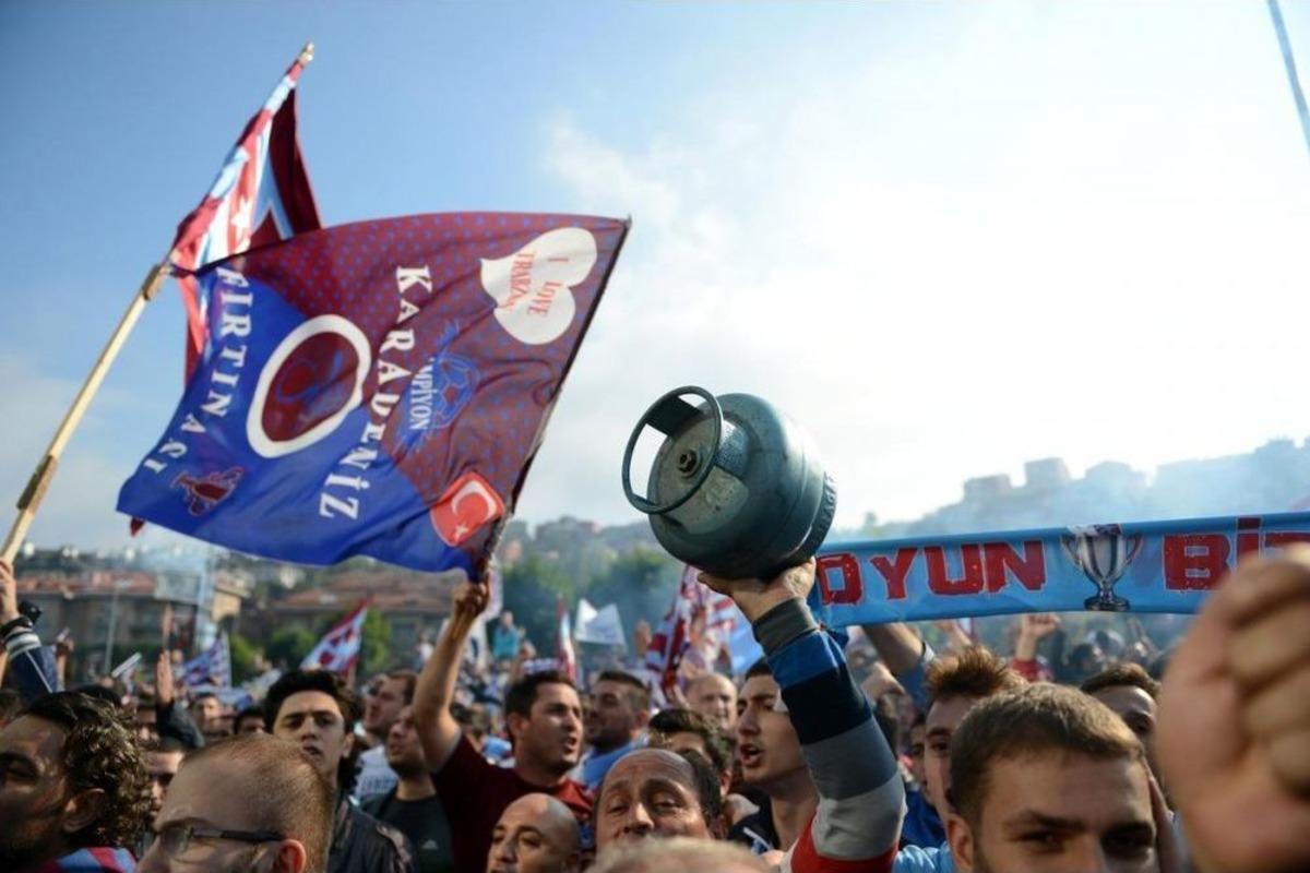 Trabzonsporlu Taraftarlardan TFF'ye Tepki
